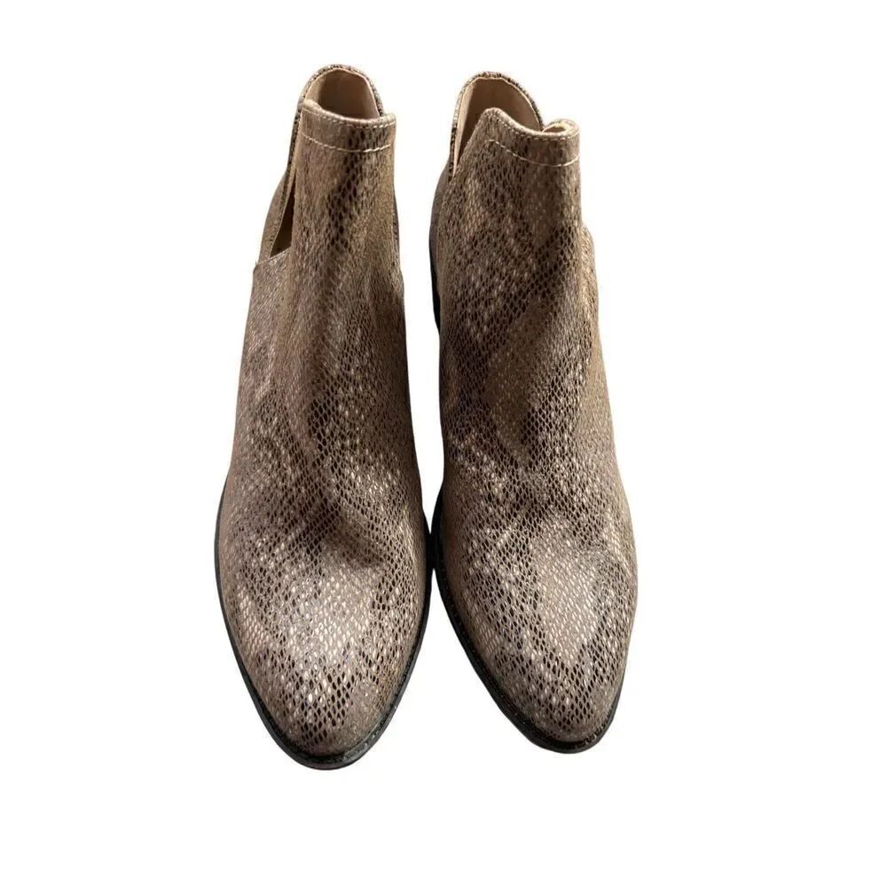 Volatile Snake print cut out booties 7.5 boho animal print
